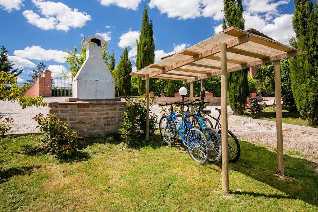 Agriturismo Podere Camollia Costalpino Buitenkant foto