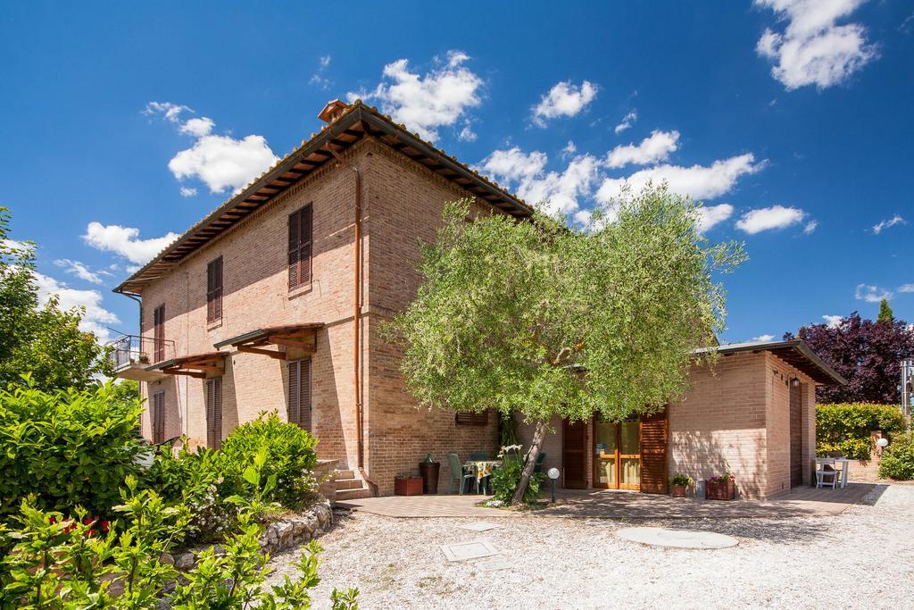 Agriturismo Podere Camollia Costalpino Buitenkant foto